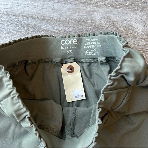 NWT Core by Carre Noir Stretch Cropped  Pants in Sage Green - Picture 8 of 10